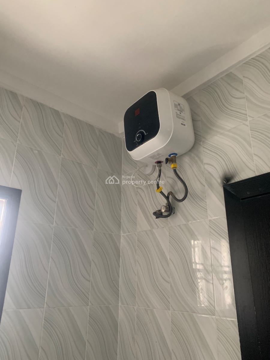Serviced 2 Bedroom Apartment with Guest Toilet, Orchid, Lekki, Lagos, Flat / Apartment for Rent