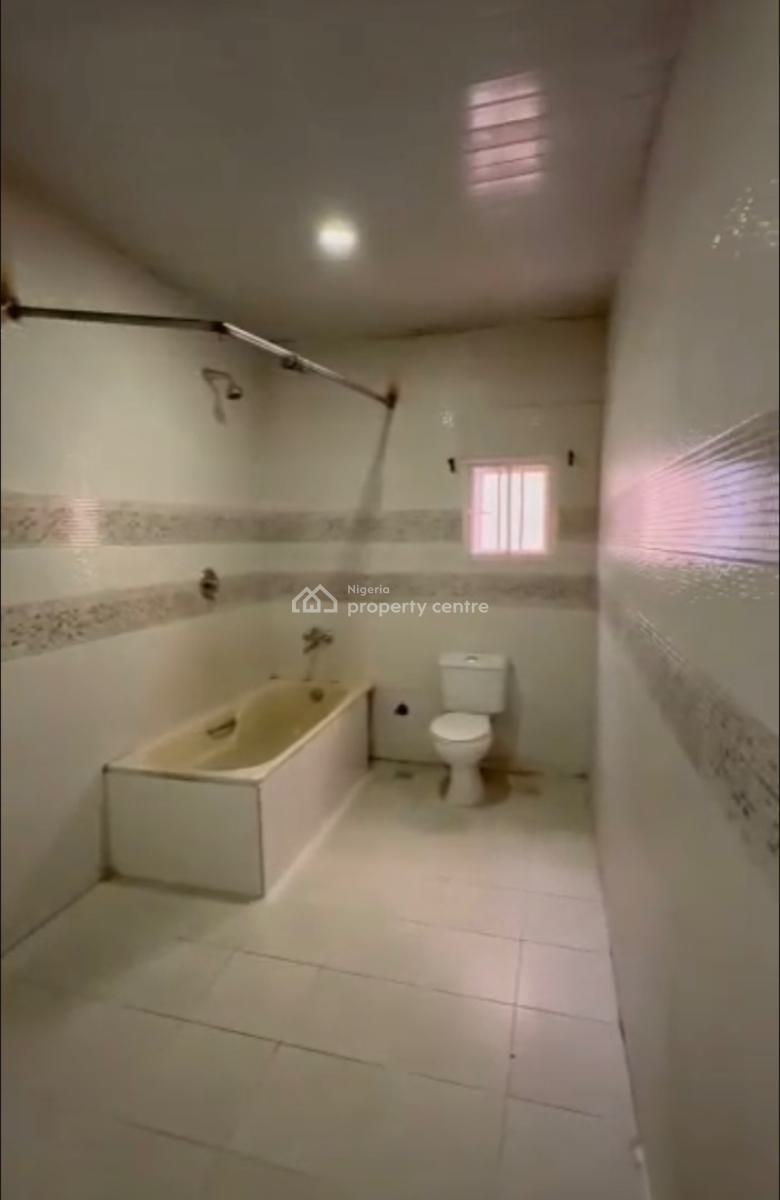 5 Bedrooms Spacious Duplex with 2 Rooms Bq, Inside Suncity Estate, Galadimawa, Abuja, Detached Duplex for Sale