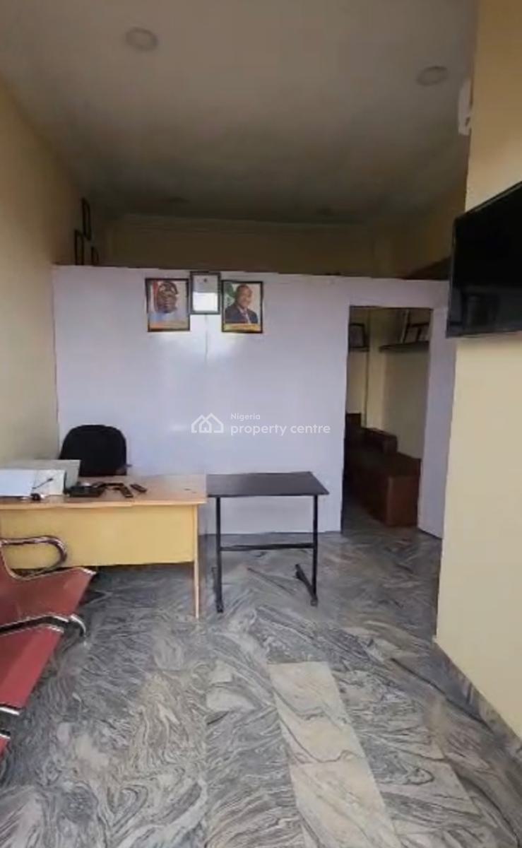 Fully Furnished & Serviced 21sqm Office Space, Kings Plaza Ahmado Bello Way, Kado, Abuja, Office Space for Rent