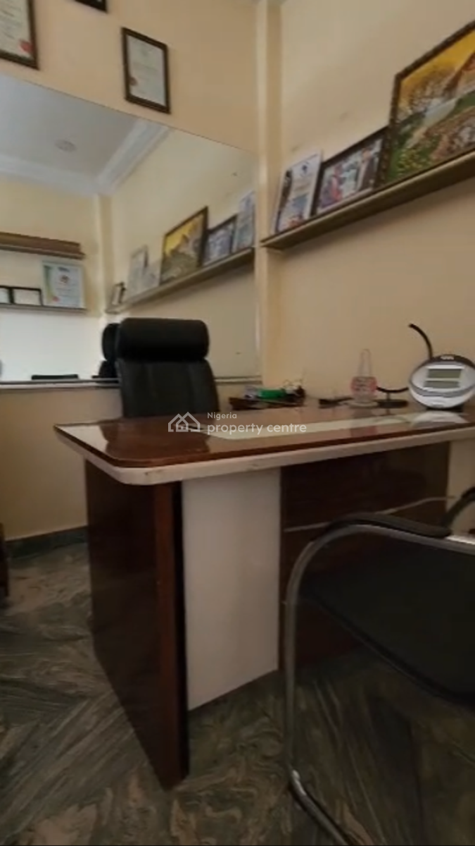 Fully Furnished & Serviced 21sqm Office Space, Kings Plaza Ahmado Bello Way, Kado, Abuja, Office Space for Rent