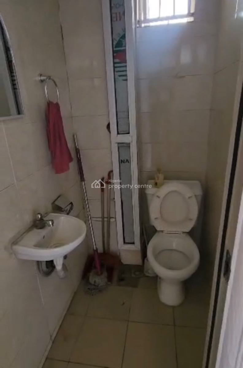 Fully Furnished & Serviced 21sqm Office Space, Kings Plaza Ahmado Bello Way, Kado, Abuja, Office Space for Rent