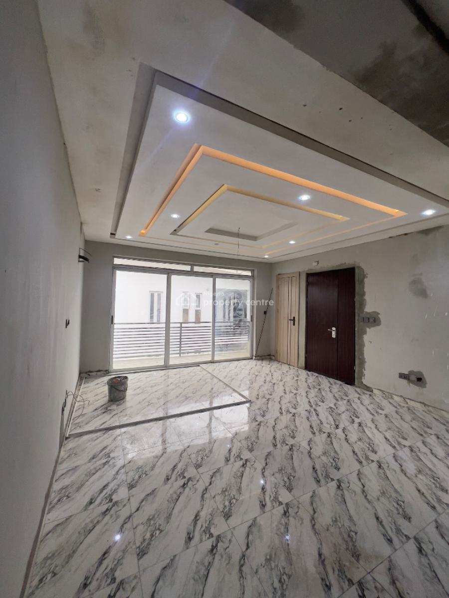Lovely 3 Bedroom Apartment with Bq, Lekki Phase 1, Lekki, Lagos, Flat / Apartment for Rent