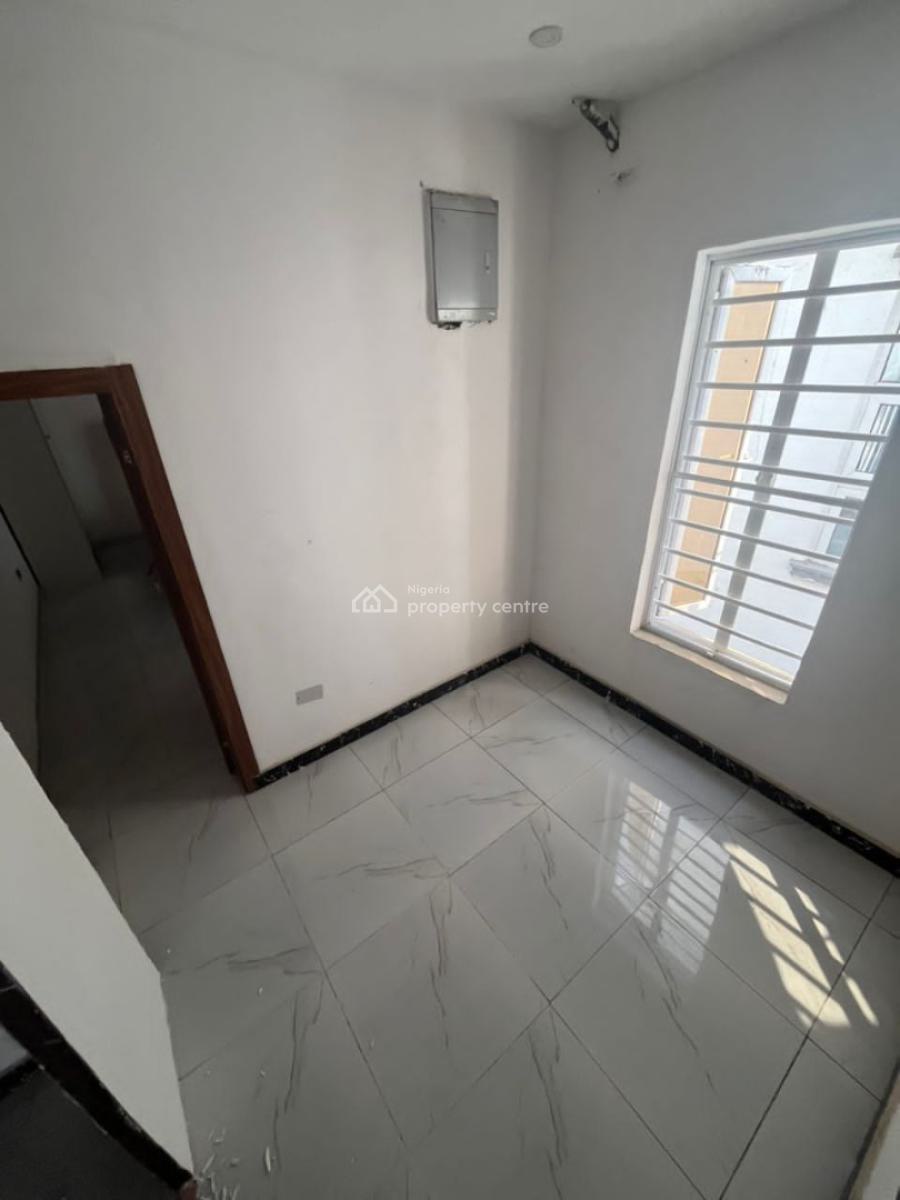 Room and Parlour in a Shared Apartment, Lekki, Lagos, Mini Flat (room and Parlour) for Rent