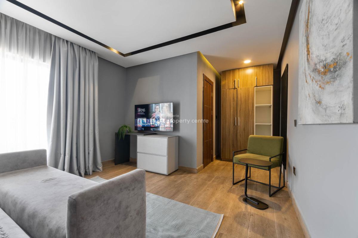 Deluxe Waterfront 3 Bedroom Apartment W/pool, Gym & More, Admiralty Way, Lekki Phase 1, Lekki, Lagos, Flat / Apartment Short Let