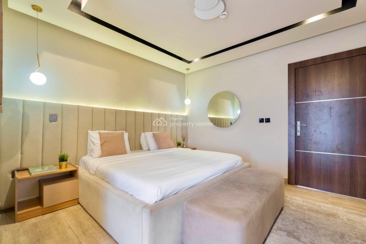 Deluxe Waterfront 3 Bedroom Apartment W/pool, Gym & More, Admiralty Way, Lekki Phase 1, Lekki, Lagos, Flat / Apartment Short Let