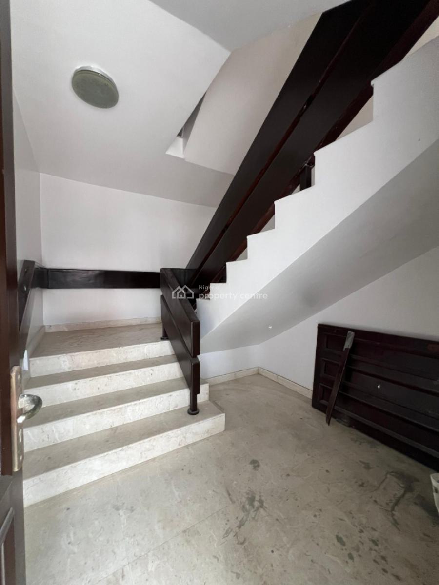 Fully Service 3bedroom Penthouse at Lekki Phase 1, Off Admiralty Way Lekki Phase 1, Lekki Phase 1, Lekki, Lagos, House for Rent