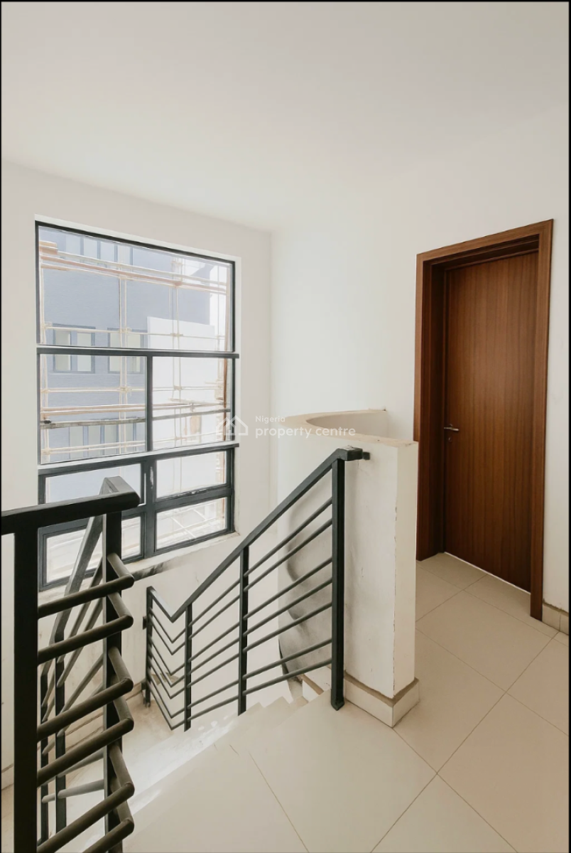 Swanky 2 Bedroom Loft in a New Estate, Off Freedom Way, Lekki Phase 1, Lekki, Lagos, Flat / Apartment for Rent