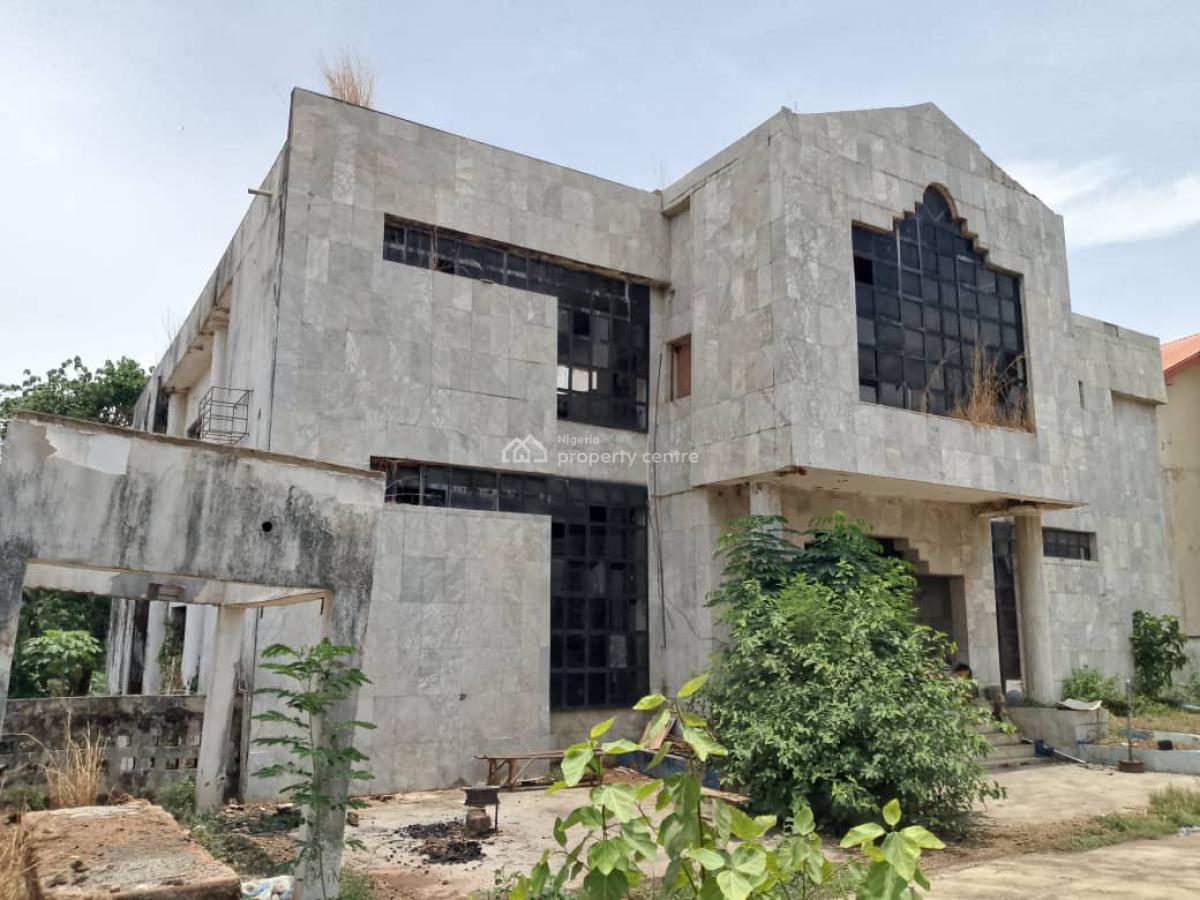 Old Bank Building, Area 3, Garki, Abuja, Plaza / Complex / Mall for Sale