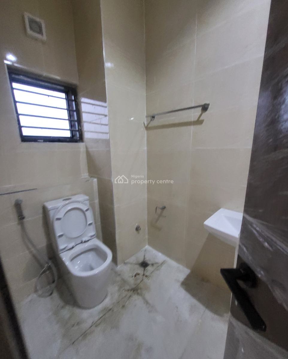 Luxurious Massive 4 Bedroom Terrace Duplex with Bq, By American International School, Durumi, Abuja, Terraced Duplex for Sale