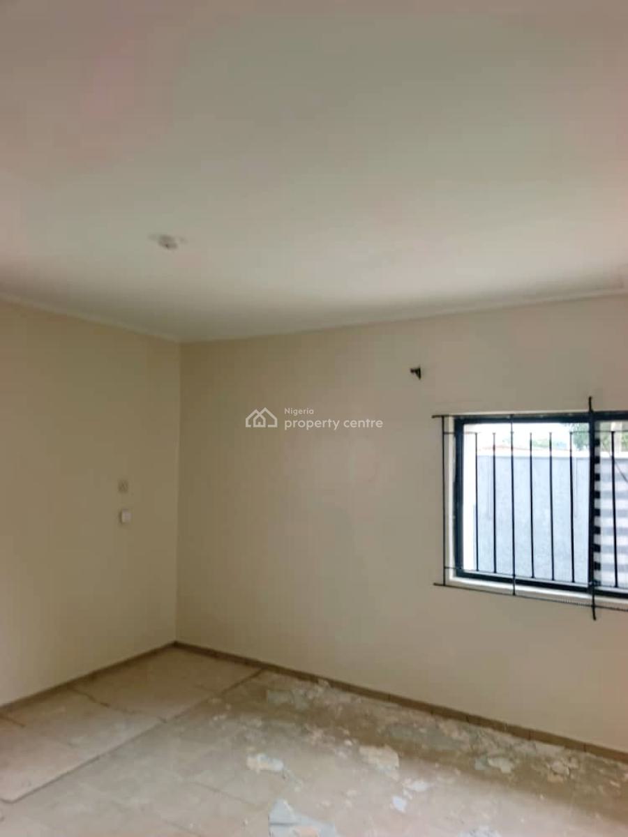 Luxury Well Renovated 3 Bedroom Bungalow with a Room Self Contain Bq, Omole Phase 2, Ikeja, Lagos, Detached Bungalow for Rent
