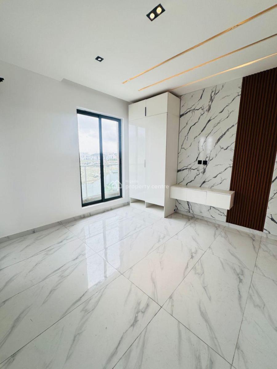 2 Bedroom Flat with Bq, Ikate Elegushi, Lekki, Lagos, Flat / Apartment for Sale
