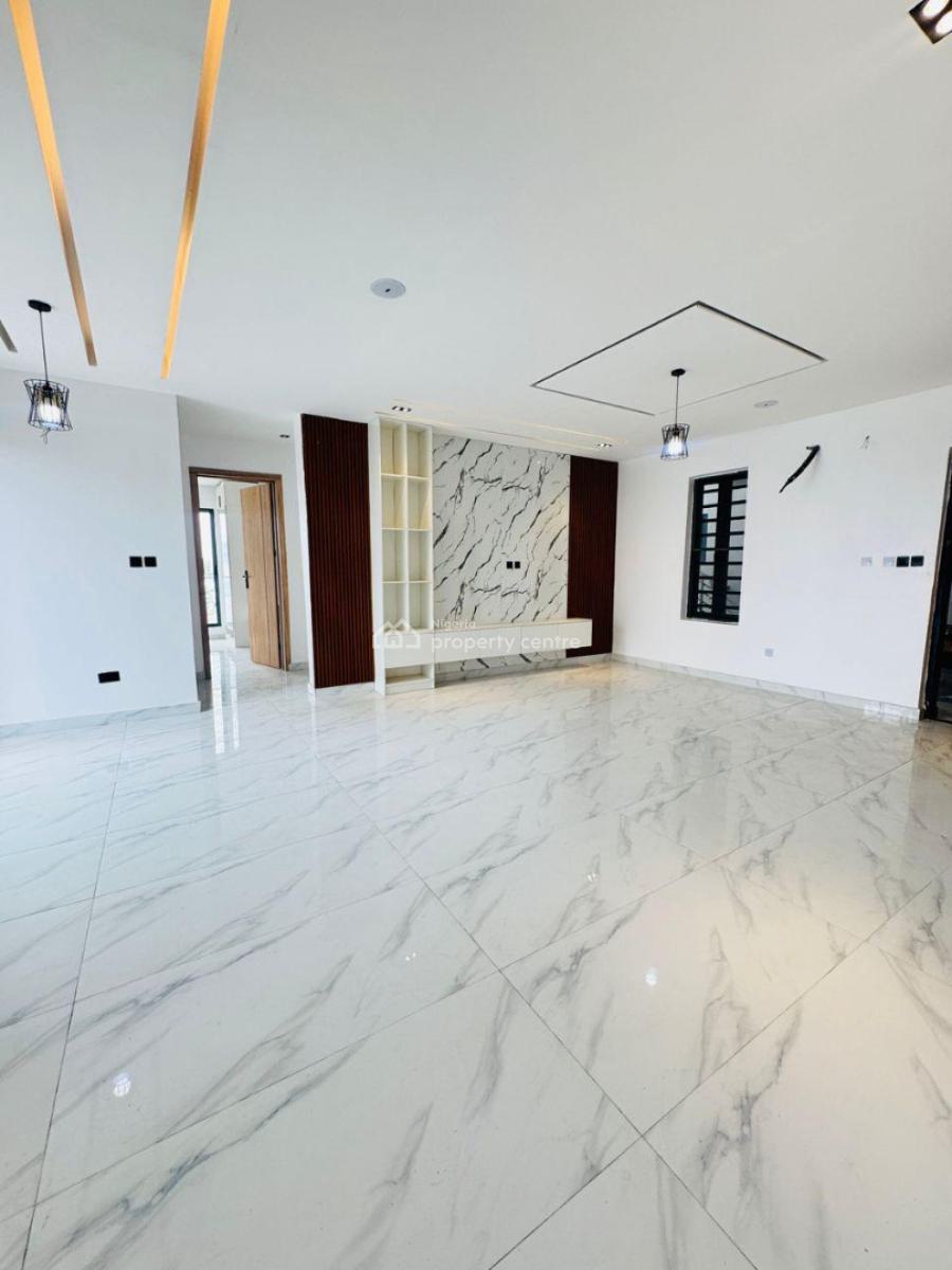 2 Bedroom Flat with Bq, Ikate Elegushi, Lekki, Lagos, Flat / Apartment for Sale