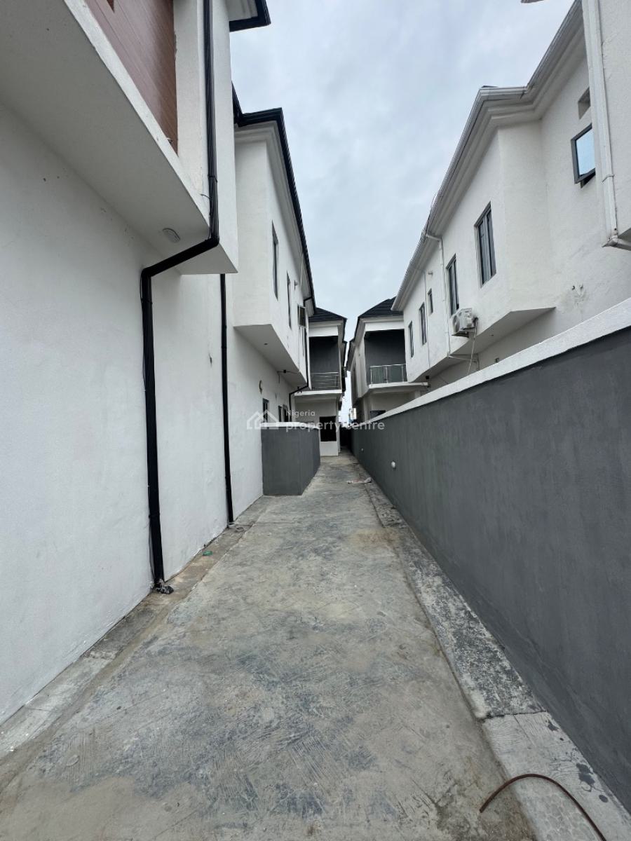 Luxurious Sweet 4 Bedroom with Bq Self Compound and Spacious, Orchid Road Lekki Before Round About, Lekki, Lagos, Semi-detached Duplex for Rent