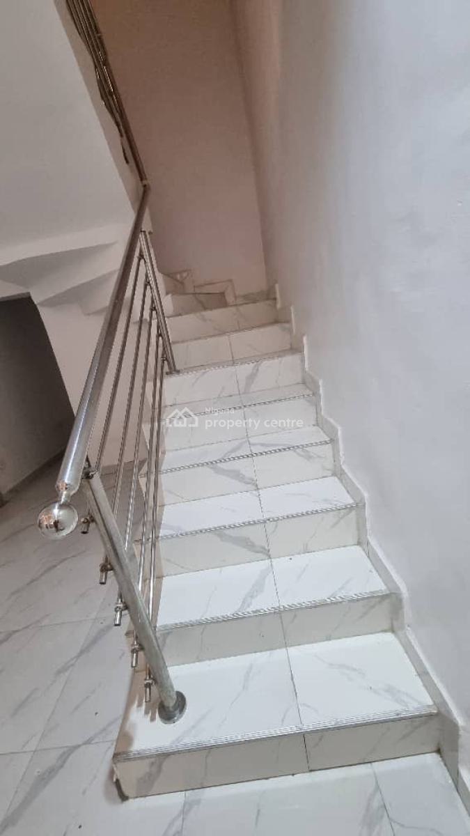 3 Bedroom Apartment Self Compound, Vgc, Ajah, Lagos, Flat / Apartment for Rent