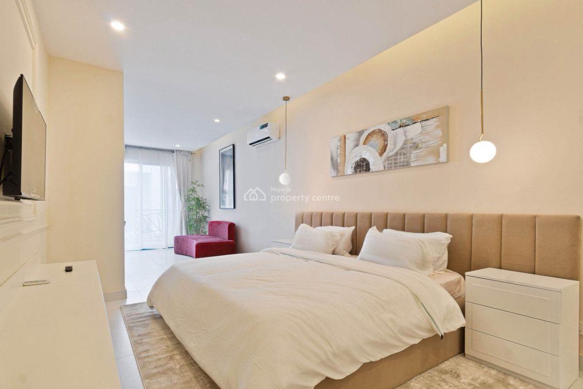 Luxurious 2 Bedroom Maisonette/ Smart Home with Ps5, Lekki Phase 1, Lekki, Lagos, Flat / Apartment Short Let