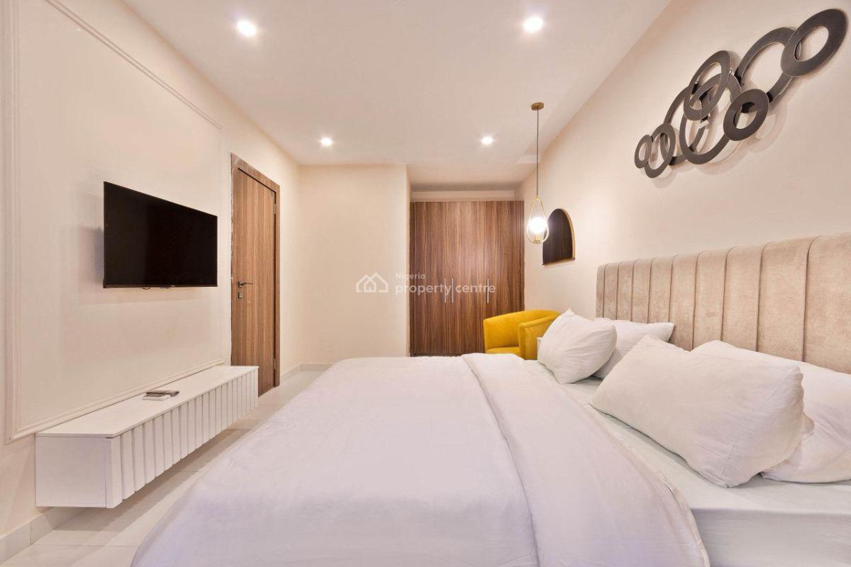 Luxurious 2 Bedroom Maisonette/ Smart Home with Ps5, Lekki Phase 1, Lekki, Lagos, Flat / Apartment Short Let