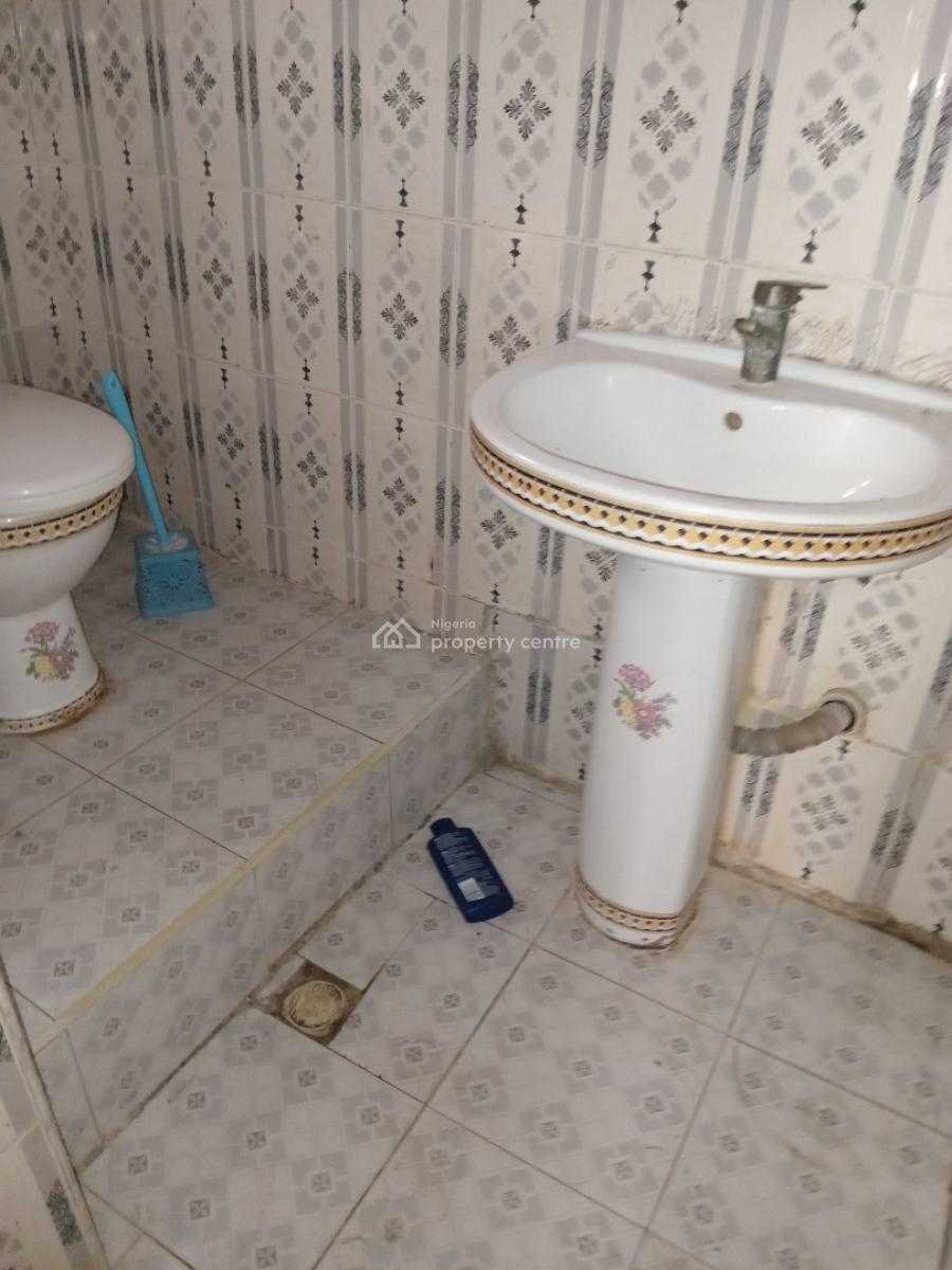 4bedroom Terrace Duplex, Ogombo, Ajah, Lagos, Terraced Duplex for Rent