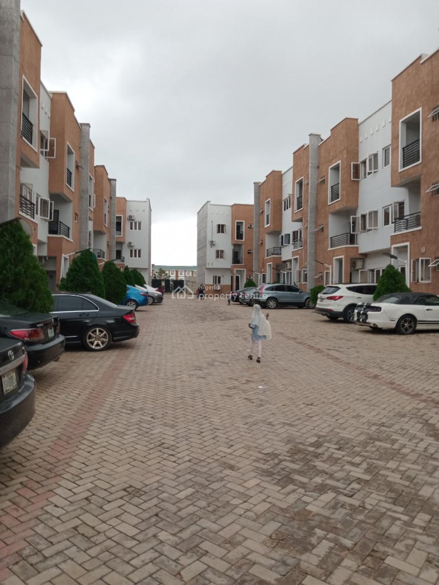 a Well Built Spacious 4bedroom Terrace Duplex + 1bq, Wuye, Abuja, Terraced Duplex for Rent
