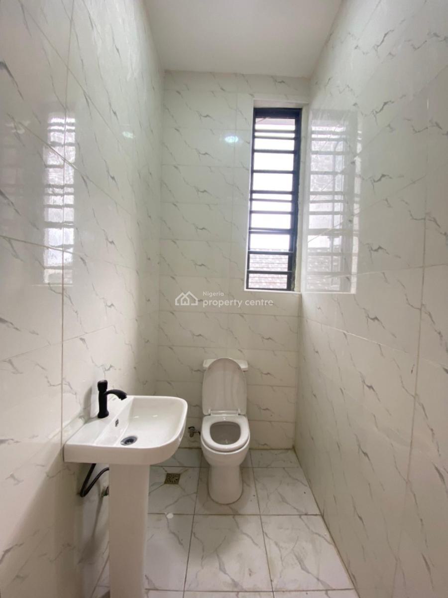 2 Bedroom Flat with Swimming Pool and Gym, Ologolo, Lekki, Lagos, Flat / Apartment for Sale