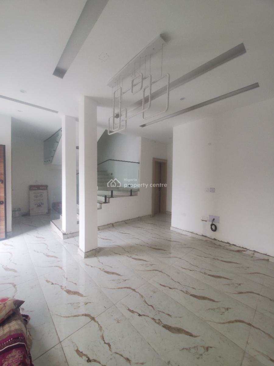 Gorgeous 5 Bedroom Terrace Duplex in a Secured Estate, Idado, Lekki, Lagos, Terraced Duplex for Sale
