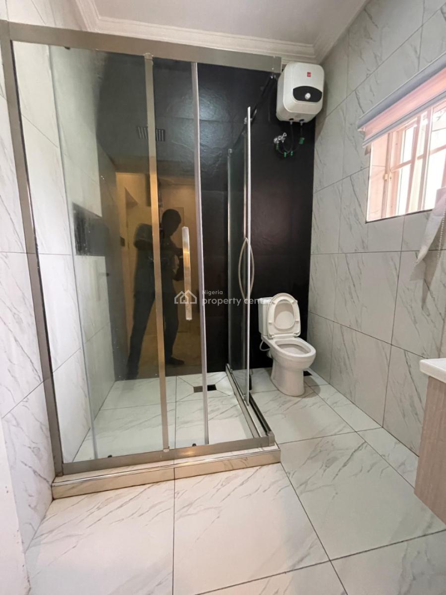 Semi-furnished 2-bedroom Apartment in a Premium Estate, Kolapo Ishola Gra, Akobo, Ibadan, Oyo, Detached Bungalow for Rent