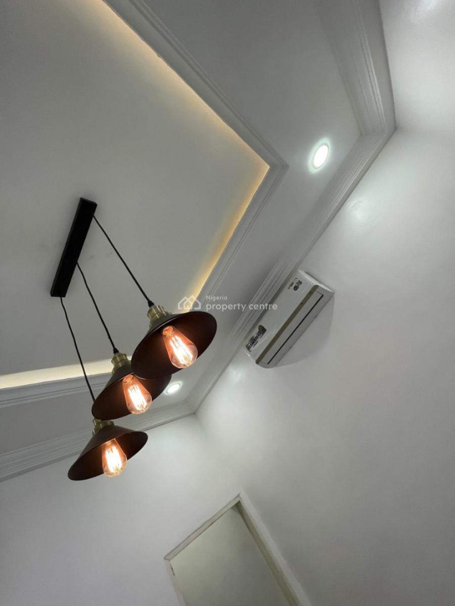Semi-furnished 2-bedroom Apartment in a Premium Estate, Kolapo Ishola Gra, Akobo, Ibadan, Oyo, Detached Bungalow for Rent