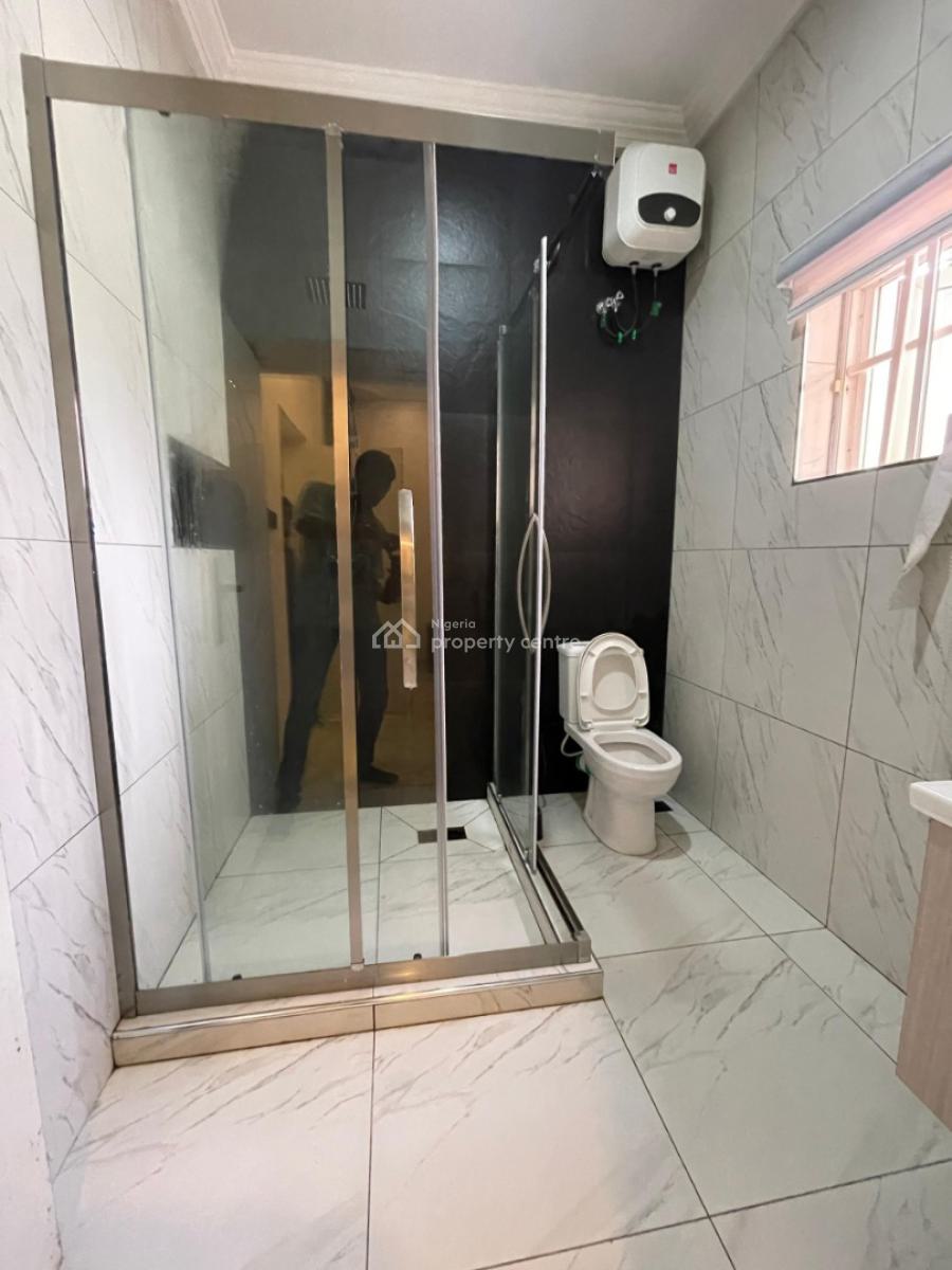 Semi-furnished 2-bedroom Apartment in a Premium Estate, Kolapo Ishola Gra, Akobo, Ibadan, Oyo, Detached Bungalow for Rent