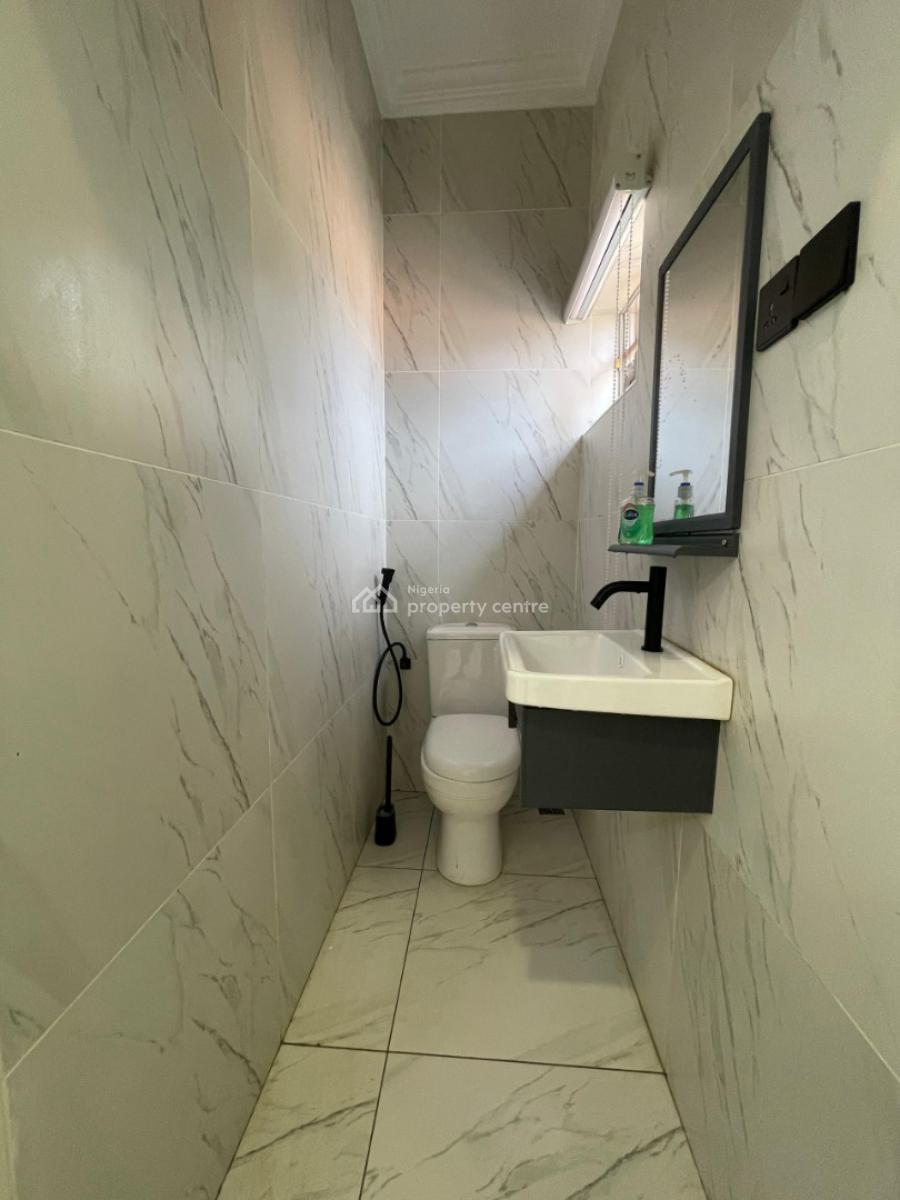 Semi-furnished 2-bedroom Apartment in a Premium Estate, Kolapo Ishola Gra, Akobo, Ibadan, Oyo, Detached Bungalow for Rent
