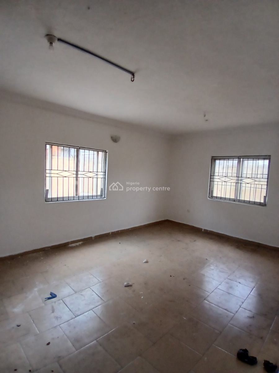 Masters Bedroom with Personal Balcony in a Shared Apartment, Along Badore Road, Ajah, Lagos, Flat / Apartment for Rent