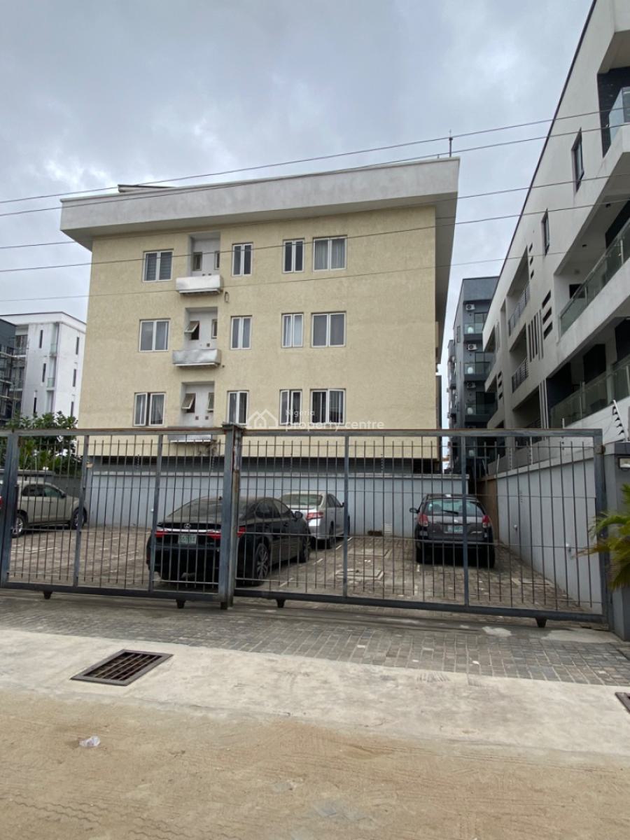 Serviced 3 Bedrooms Apartment Very Spacious, Spar Road Ikate Lekki /gated Estate with Access Code, Ikate Elegushi, Lekki, Lagos, Flat / Apartment for Rent