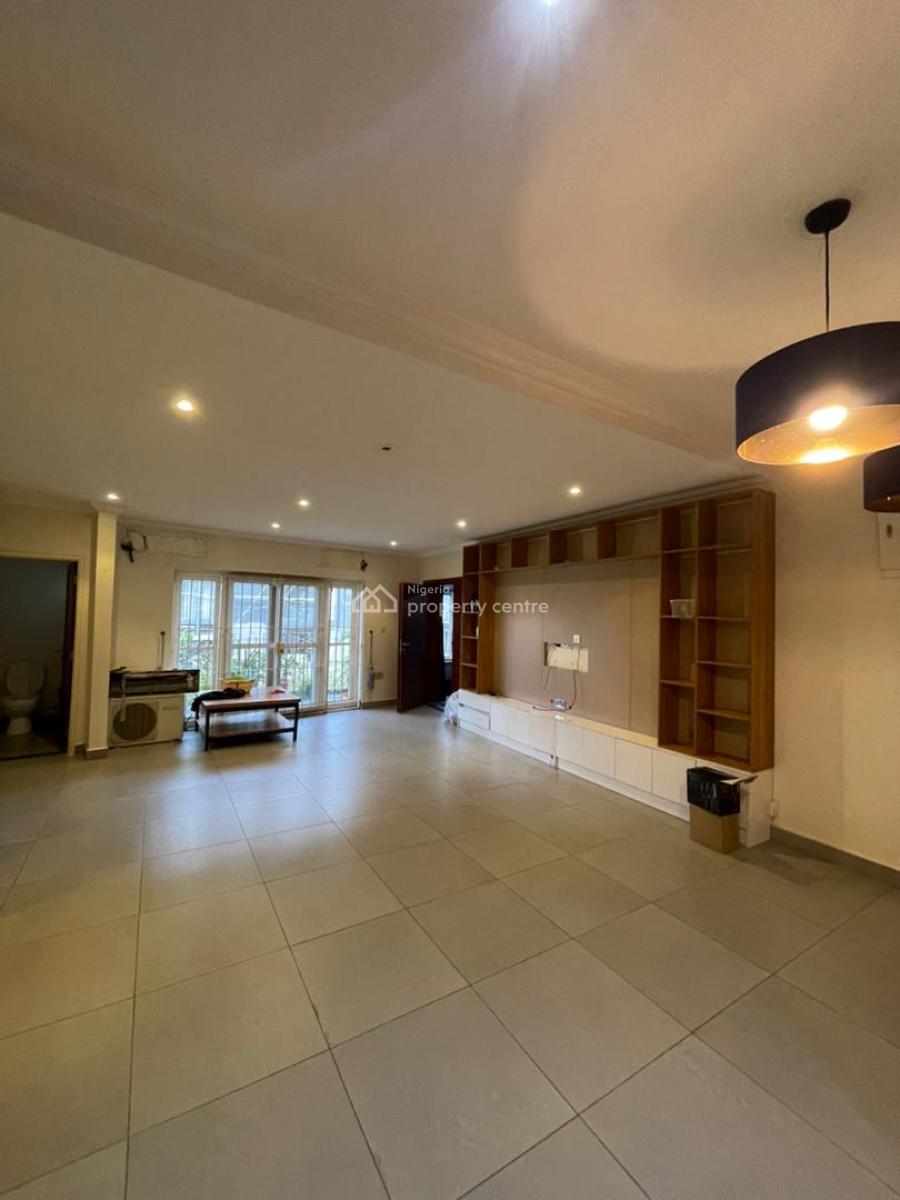 Serviced 3 Bedrooms Apartment Very Spacious, Spar Road Ikate Lekki /gated Estate with Access Code, Ikate Elegushi, Lekki, Lagos, Flat / Apartment for Rent