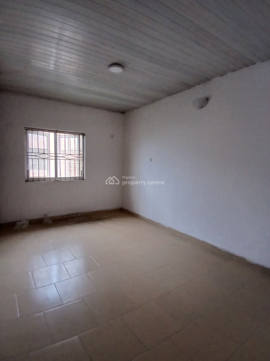 Massive Rooms in a Shared Apartment, Gated and Secured Estate in Badore, Ajah, Lagos, Flat / Apartment for Rent