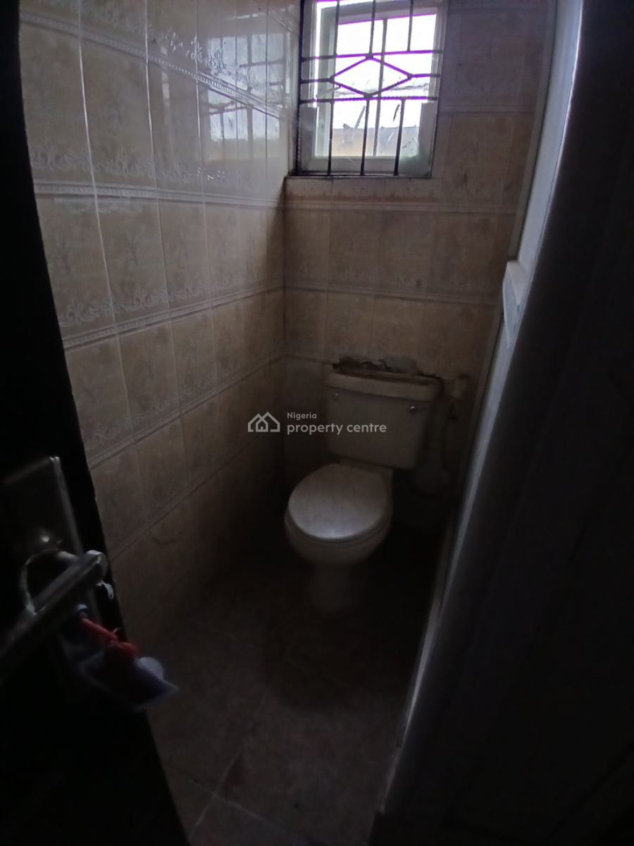 Massive Rooms in a Shared Apartment, Badore, Ajah, Lagos, Flat / Apartment for Rent