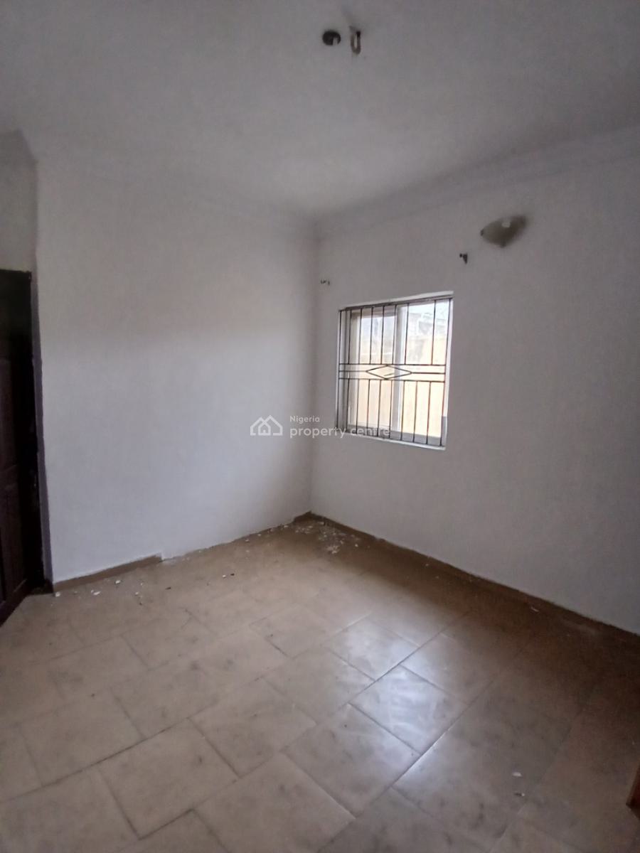 Massive Rooms in a Shared Apartment, Badore, Ajah, Lagos, Flat / Apartment for Rent