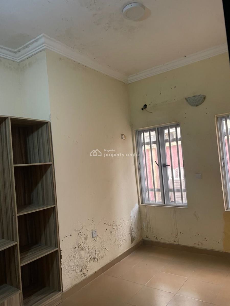 3bedroom Flat, Magodo Estate, Gra Phase 1, Magodo, Lagos, Flat / Apartment for Rent