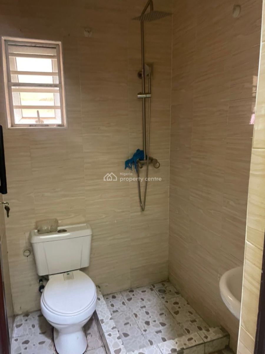3bedroom Flat, Magodo Estate, Gra Phase 1, Magodo, Lagos, Flat / Apartment for Rent