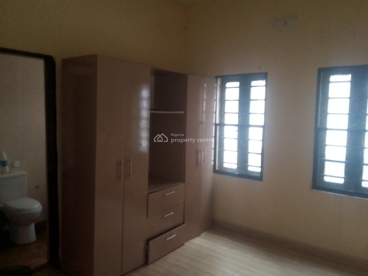Luxury 2 Bedroom Flat with Excellent Features, Meadow View Estate, Ogombo, Ajah, Lagos, Flat / Apartment for Rent