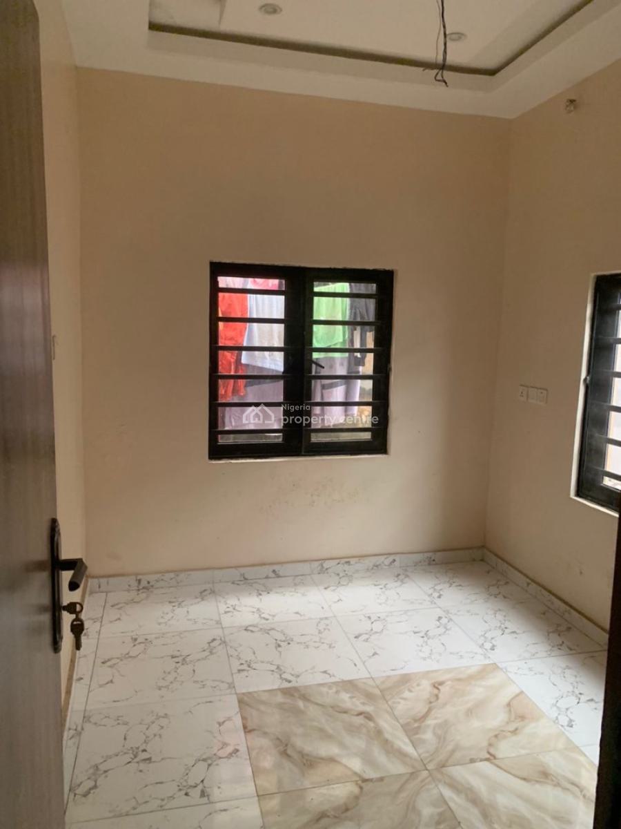 Excellent 2 Bedroom Apartment, Gra Phase 1, Magodo, Lagos, Flat / Apartment for Rent