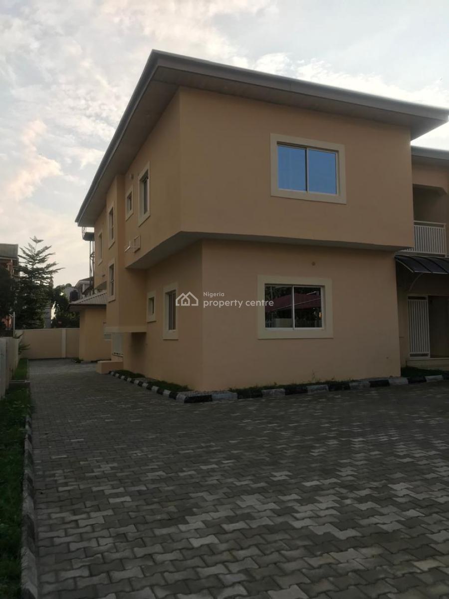 Nicely Built 4 Bedroom Semi Detached Duplex with 2 Rooms Bq, Jabi, Jabi, Abuja, Semi-detached Duplex for Rent