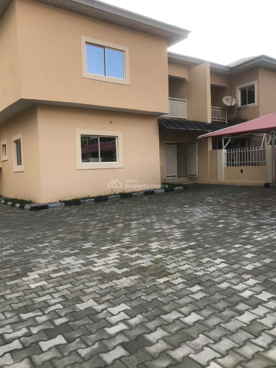 Nicely Built 4 Bedroom Semi Detached Duplex with 2 Rooms Bq, Jabi, Jabi, Abuja, Semi-detached Duplex for Rent