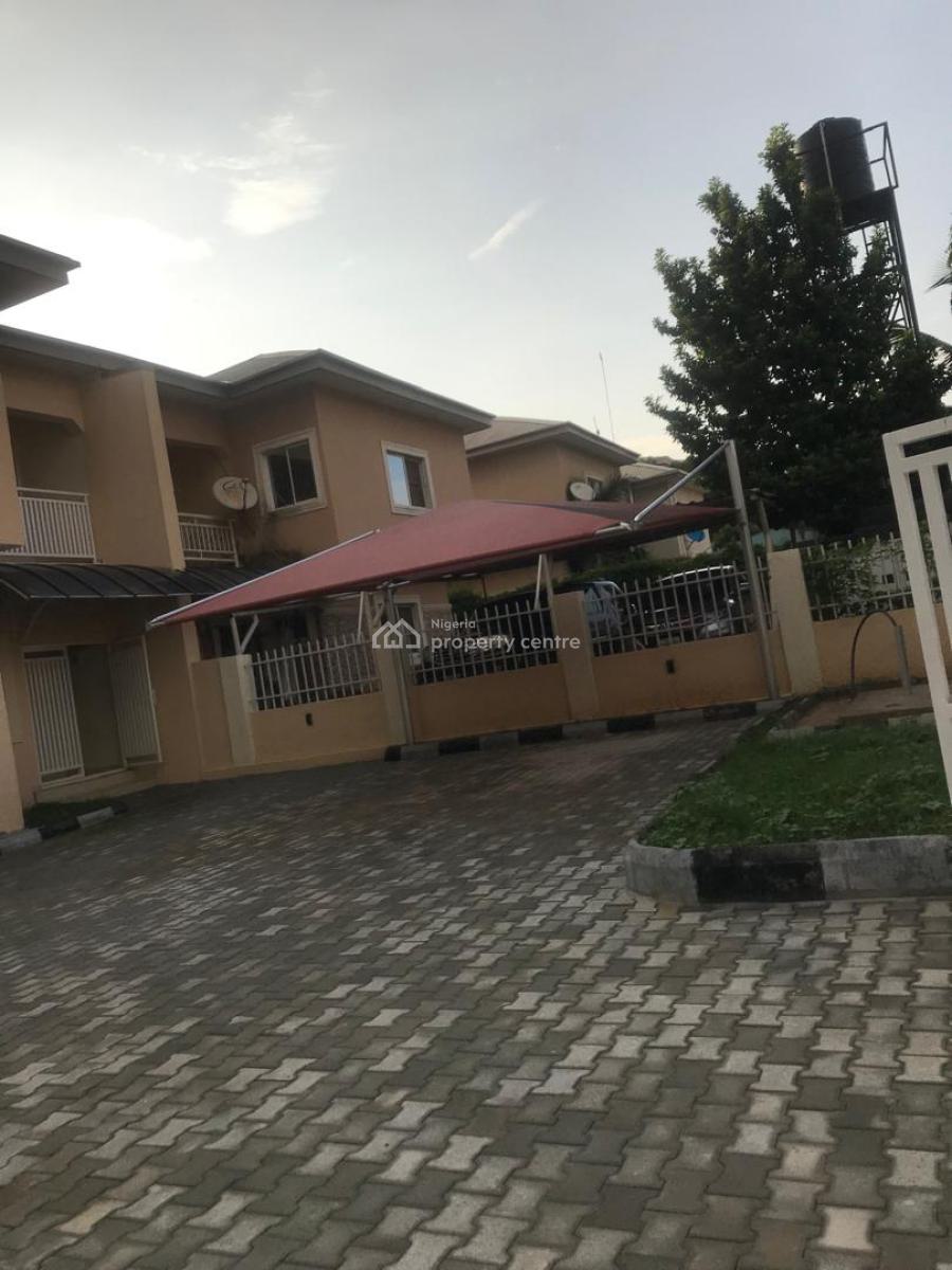 Nicely Built 4 Bedroom Semi Detached Duplex with 2 Rooms Bq, Jabi, Jabi, Abuja, Semi-detached Duplex for Rent