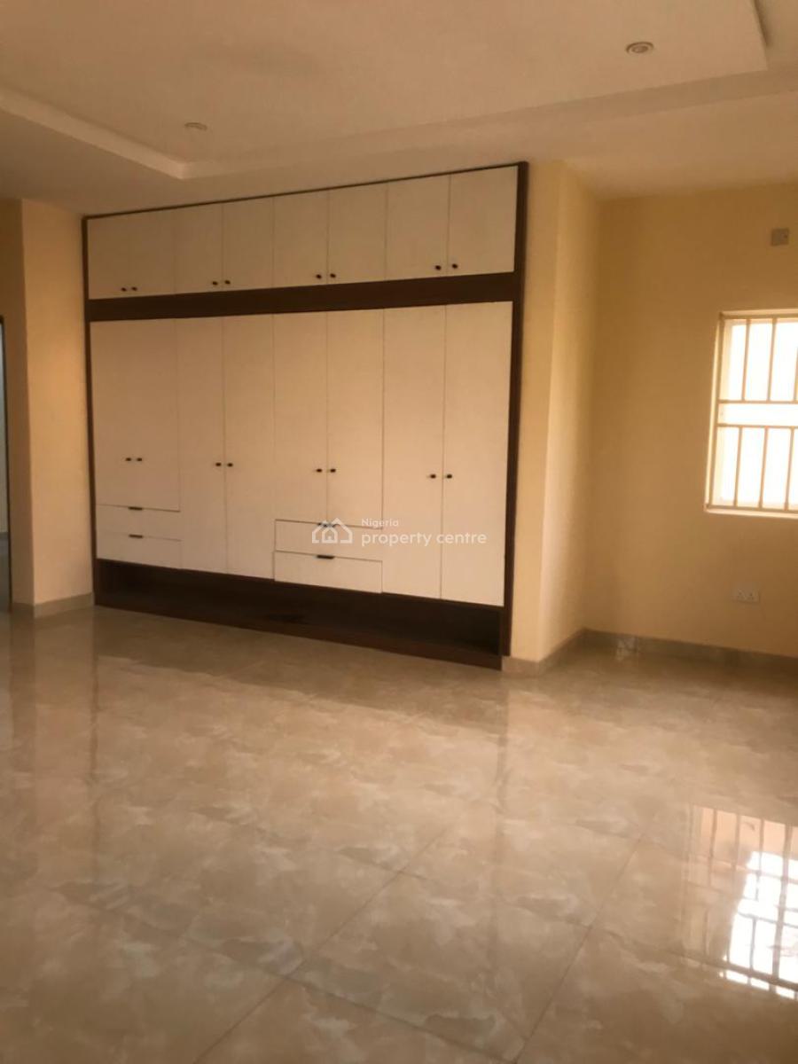 Nicely Built 4 Bedroom Semi Detached Duplex with 2 Rooms Bq, Jabi, Jabi, Abuja, Semi-detached Duplex for Rent