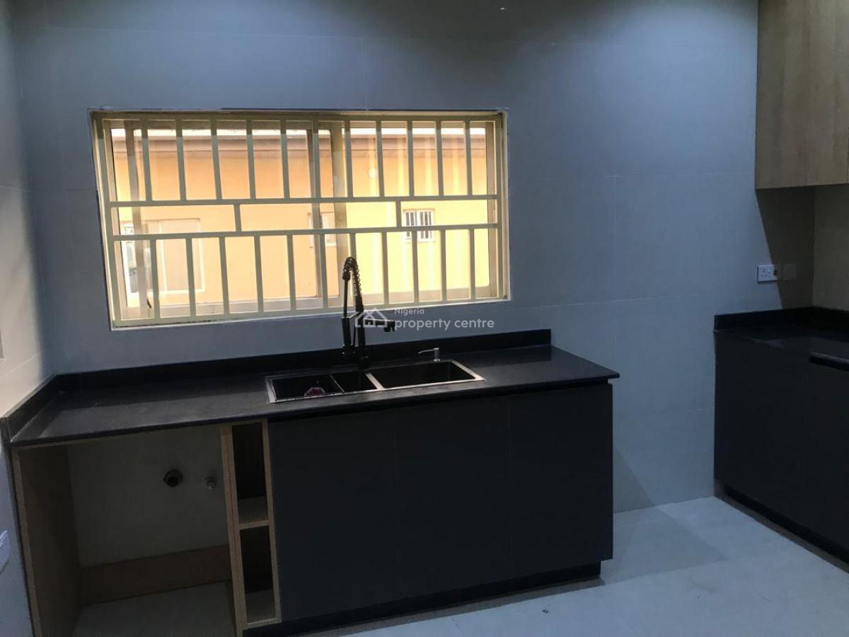 Nicely Built 4 Bedroom Semi Detached Duplex with 2 Rooms Bq, Jabi, Jabi, Abuja, Semi-detached Duplex for Rent