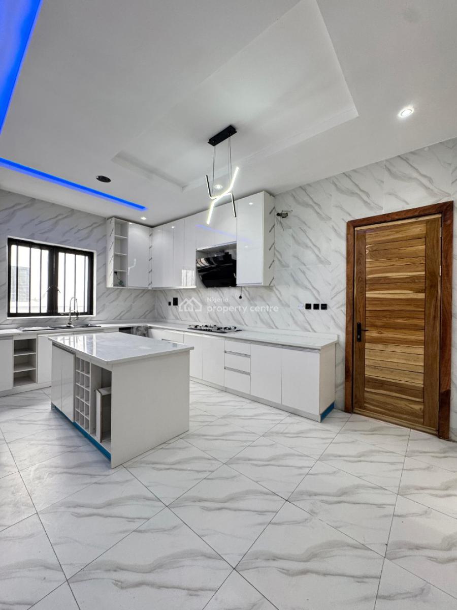 Gigantic 5 Bedroom Fully Detached Duplex with a Bq, Chevron Drive, Lekki, Lagos, House for Sale