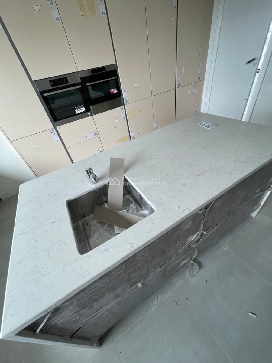Luxuriously Built 4 Bedroom Apartment, Banana Island, Ikoyi, Lagos, Flat / Apartment for Rent