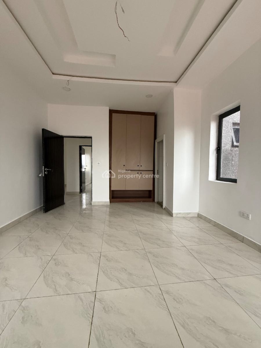 Spacious 3 Bedroom Apartment on Third Floor, Blue Cubana, Mabushi, Abuja, Flat / Apartment for Rent