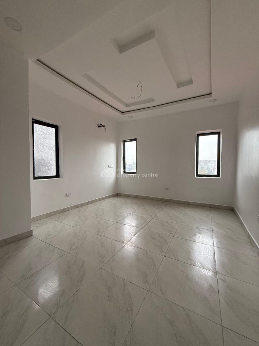 Spacious 3 Bedroom Apartment on Third Floor, Blue Cubana, Mabushi, Abuja, Flat / Apartment for Rent
