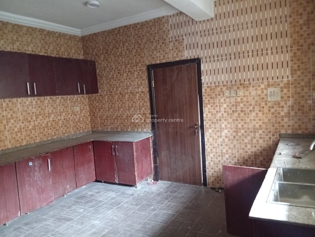 a Fresh Renovated Large 5 Bedroom Fully Detached Duplex, Lekki Phase 1, Lekki, Lagos, Detached Duplex for Rent