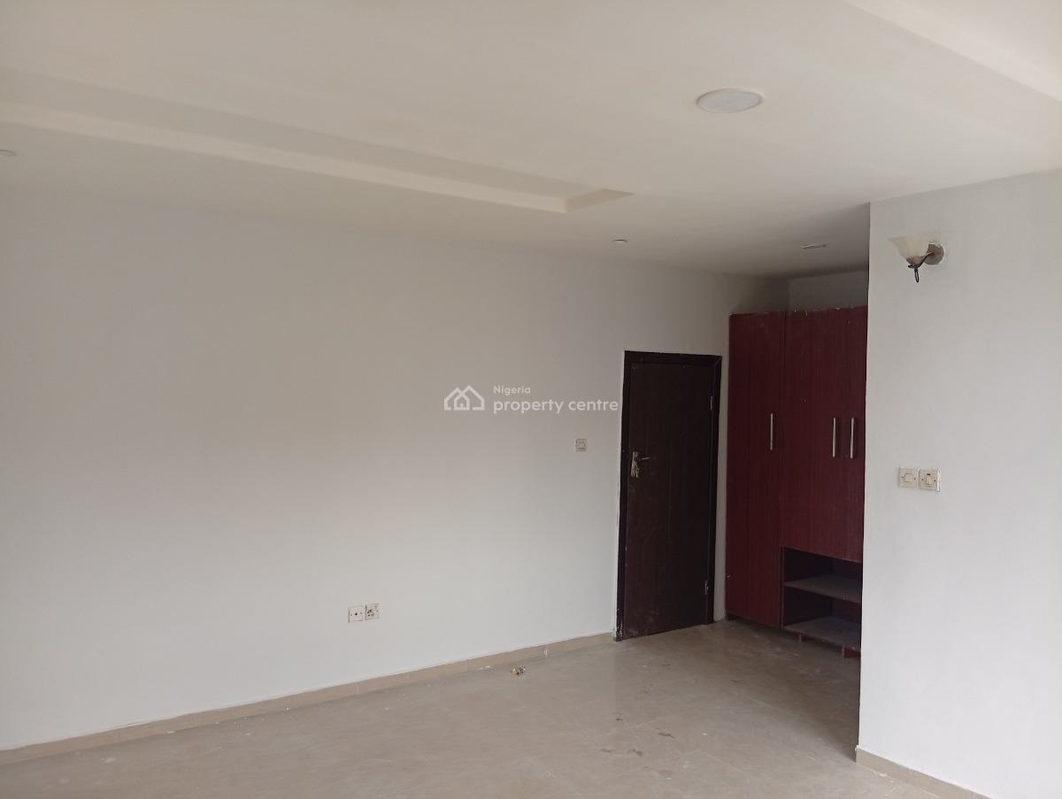 a Fresh Renovated Large 5 Bedroom Fully Detached Duplex, Lekki Phase 1, Lekki, Lagos, Detached Duplex for Rent