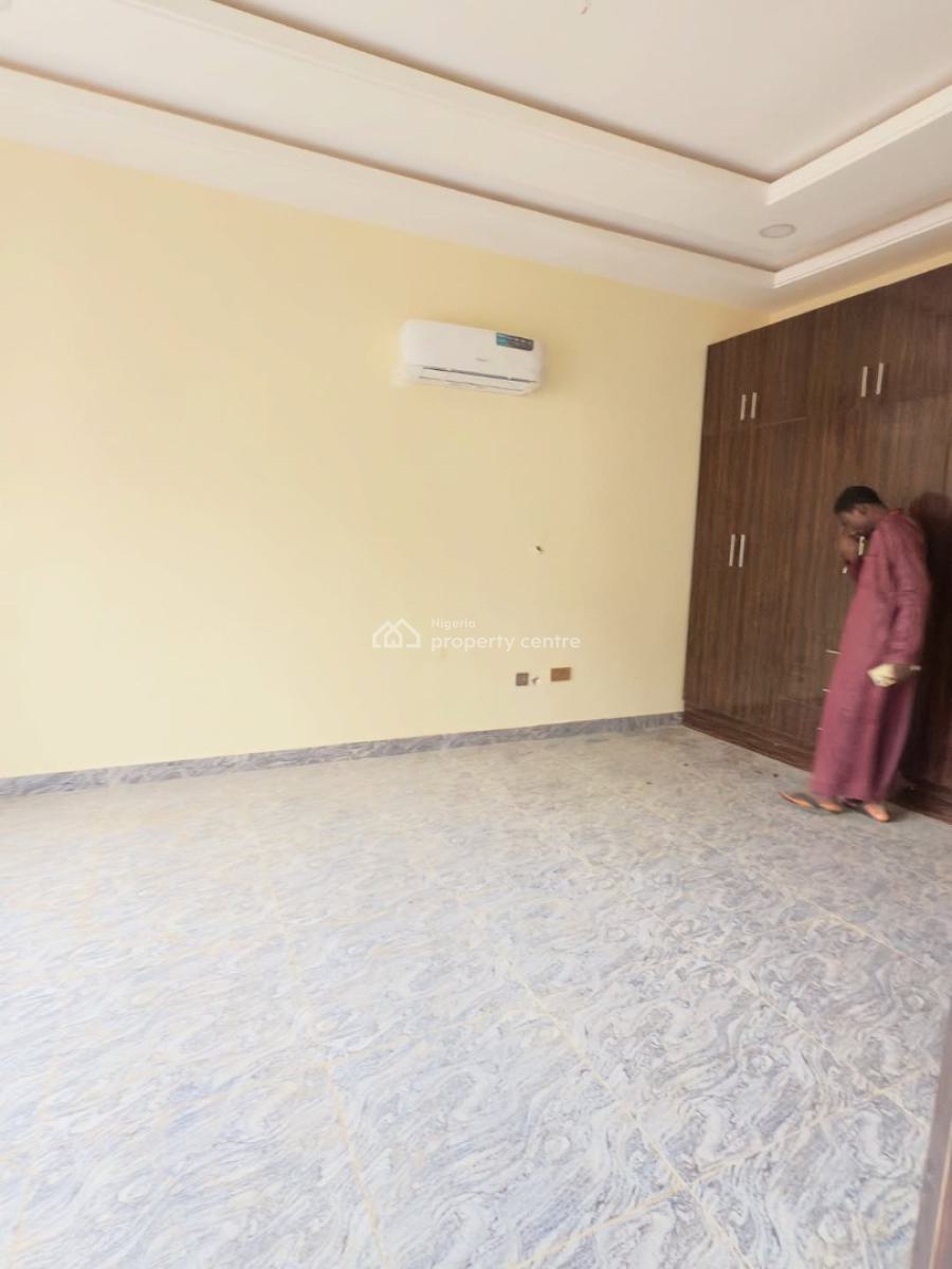 4 Bedroom Semi Detached Duplex with Bq and 6 Acs Installed, Jahi, Jahi, Abuja, Semi-detached Duplex for Rent